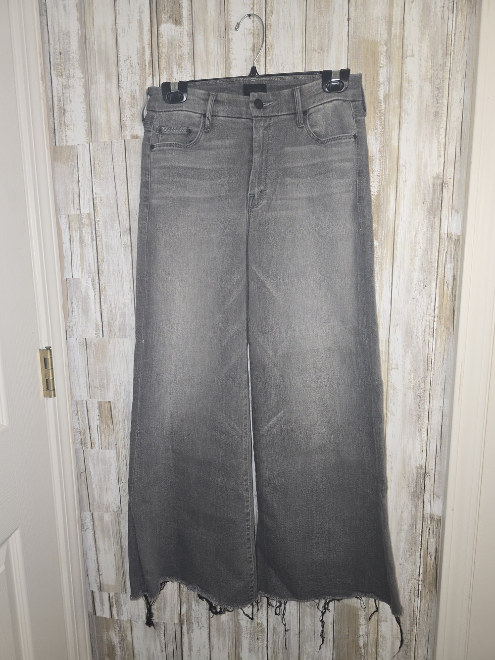 MOTHER Gray Wide-Leg Distressed Hem Jeans Size 26